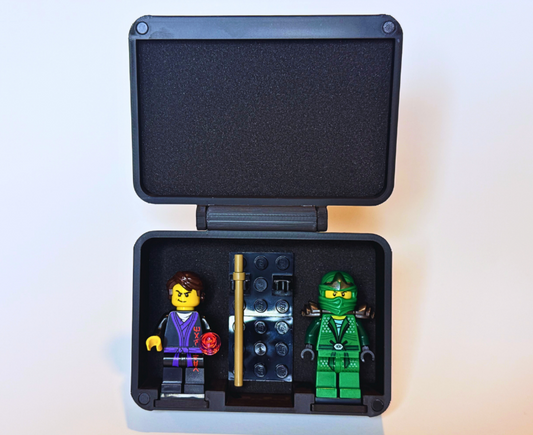 MiniVault Pro 2 fig case w/ accessories