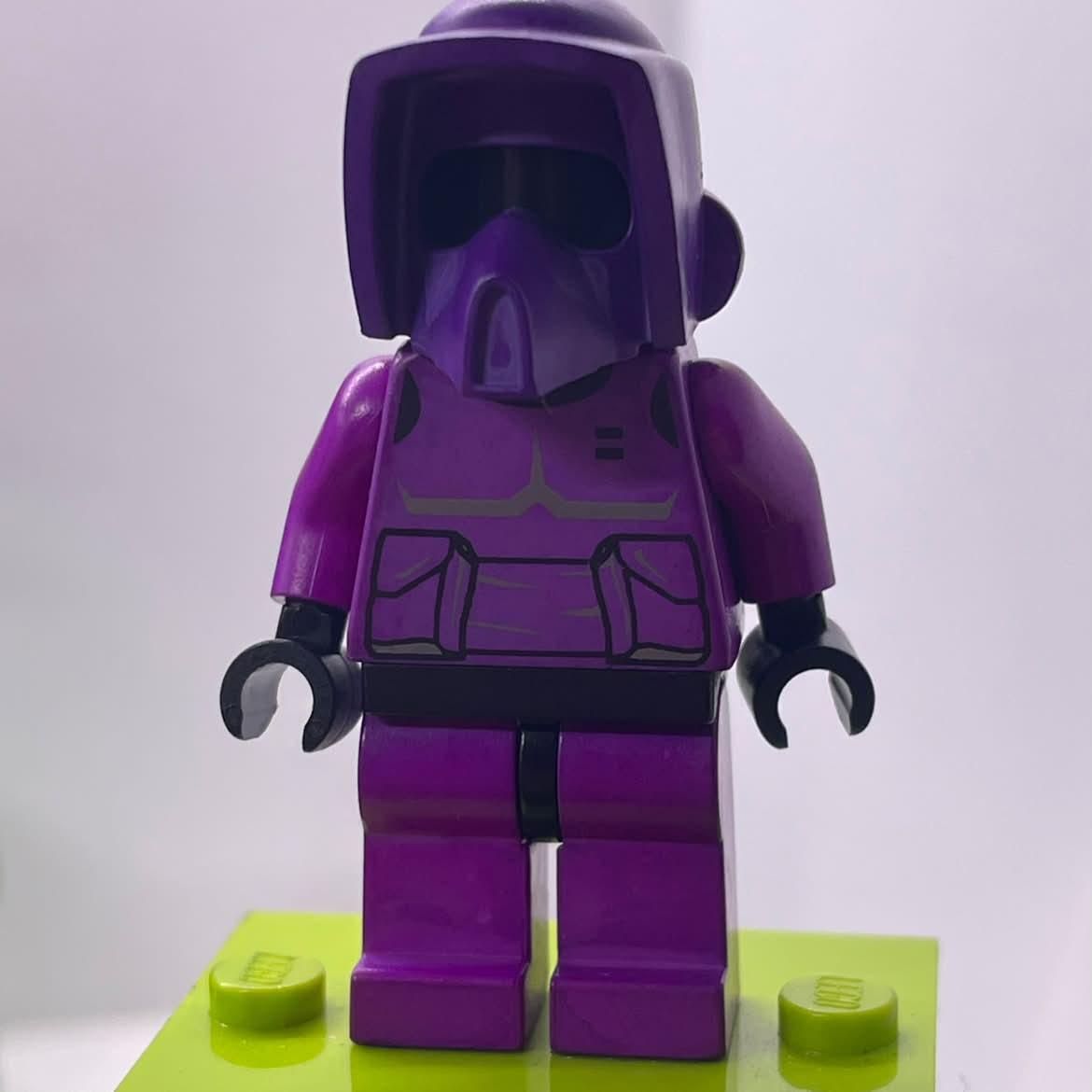 a[PREORDER] Multicolor Scouts