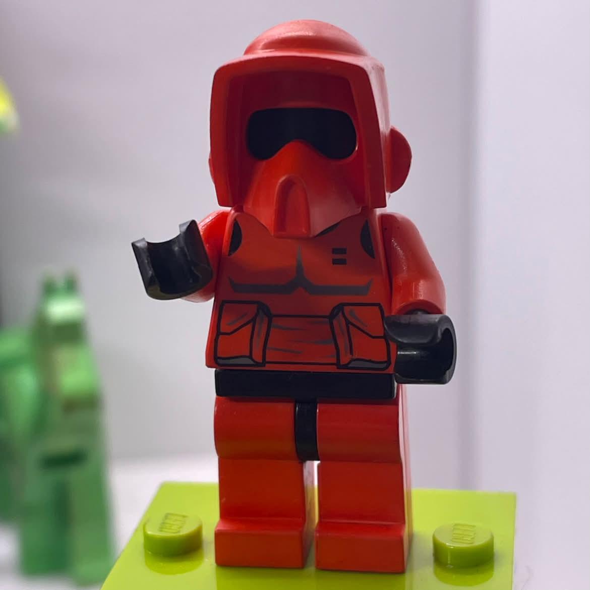 a[PREORDER] Multicolor Scouts